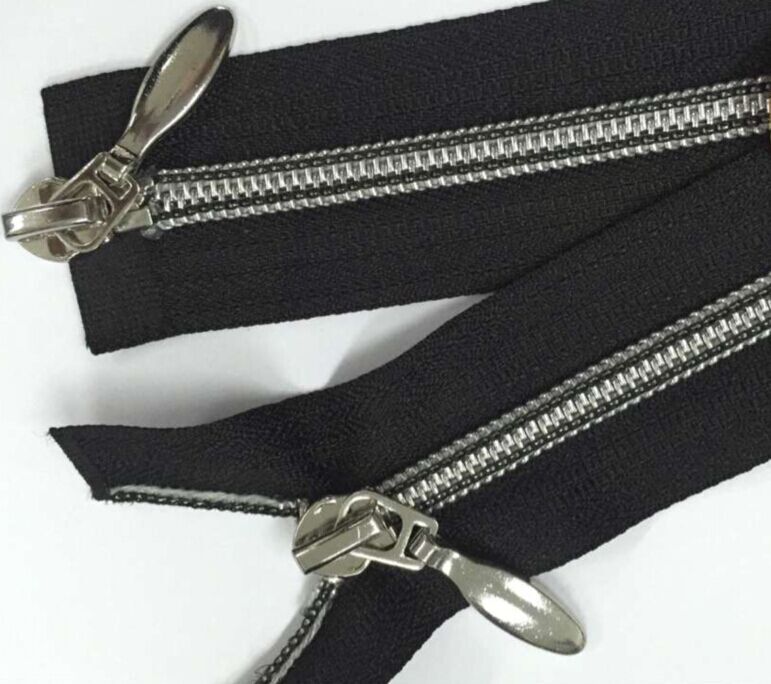 Two way open end silver teeth black yard No.7 nylon zipper